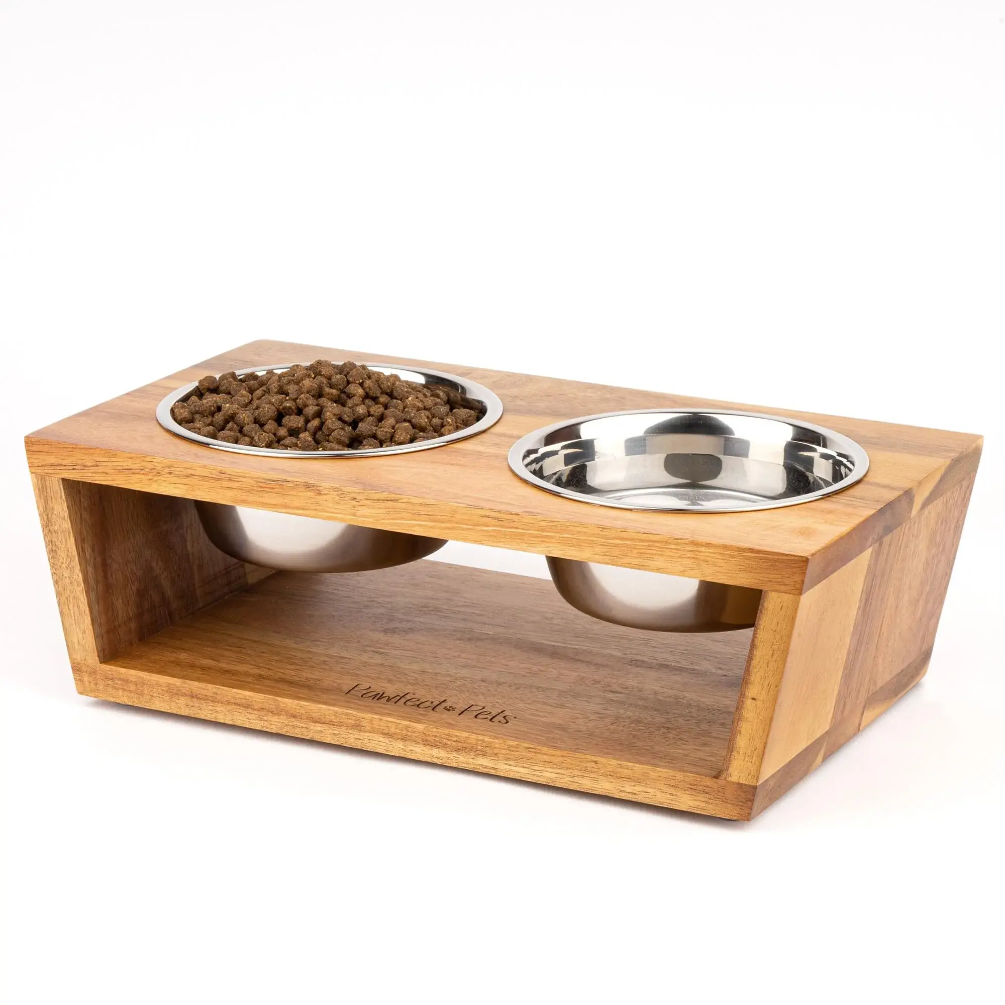 Trixie elevated feeding station